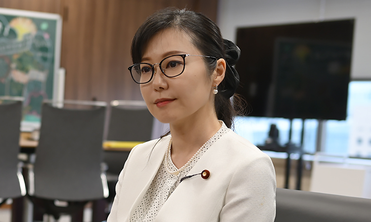 <こども家庭庁 加藤鮎子大臣>第2回「子育ては頑張りすぎず、まわりの支援を積極的に受けて」